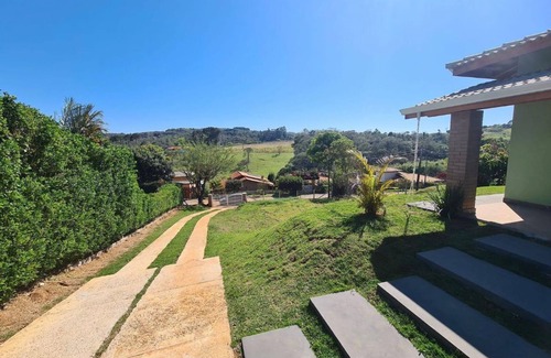 Paruru House | Chácara com Vista Maravilhosa em Condominio Fechado com Segurança 24 Horas