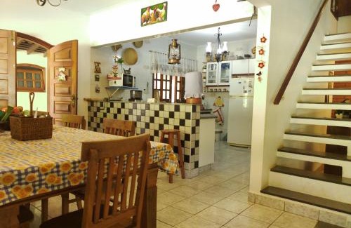 Limeira House | Chácara Tâmo na mió, Confortável casa de campo para famílias com Wifi, max 15 pessoas