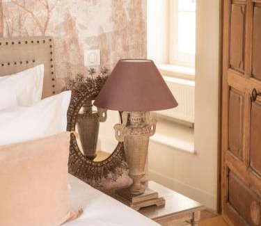 Vieux-Mareuil Bed & Breakfast | Château de Chanet