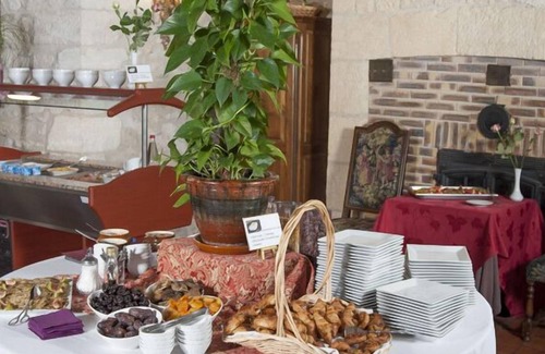 Condat-sur-Vezere Hotel | Château La Fleunie