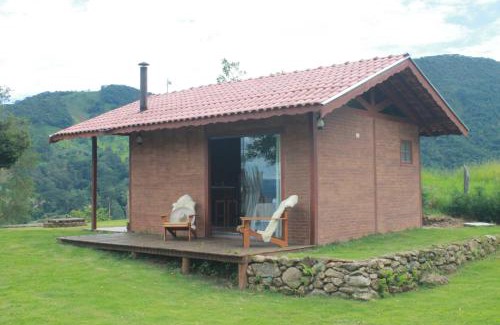 Sao Bento do Sapucai House | Chalé Aconchegante com vista para Pedra do Baú