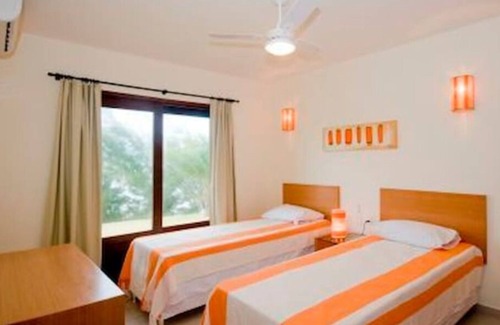 Zumbi House | Chalé com Piscina Privada Vista mar