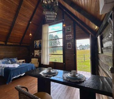 Correia Pinto Ski Chalet | Chalé copo de leite