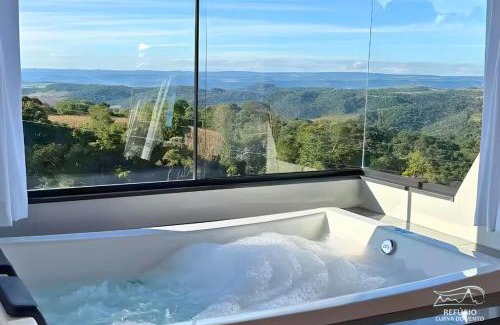 Bom Retiro Ski Chalet | Chalé Romântico Serra Catarinense Hidro e Lareira