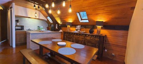 Saint-Martin-sur-la-Chambre Ski Chalet | Chalet 4 6 Pers Climatisation Proche St Francois