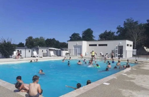 Argenton-Chateau Ski Chalet | Chalet 3 étoiles - Piscine - ccbahib