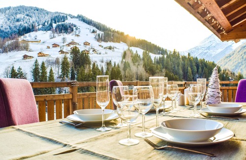 Beaufort Ski Chalet | Chalet 5 bedrooms, 4 bathrooms, jacuzzi, sauna, home cinema, duble fireplace