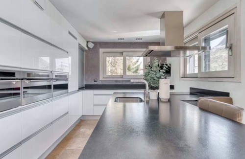 Tignes le Lac Ski Chalet | Chalet Ancolie – Elegance and Breathtaking Views in Tignes