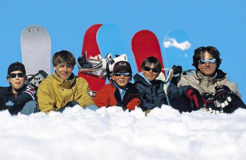 Schonbach Ski Chalet | Chalet in Wildkogel near Ski Slopes & Pool