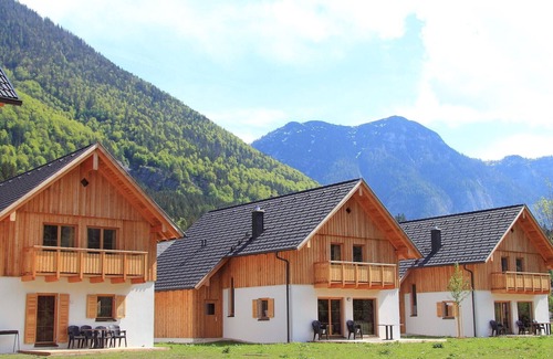 Obertraun Ski Chalet | Chalet Attersee - 3 bedrooms at Dormio resort Obertraun