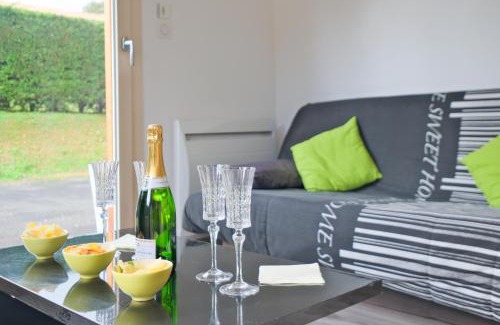Savignac-les-Eglises House | Chalet avec piscine privée
