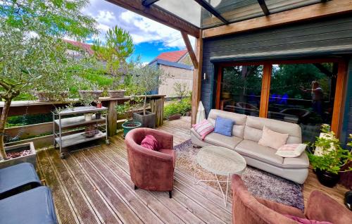 Brennes Bed & Breakfast | Chalet avec recharge électrique !