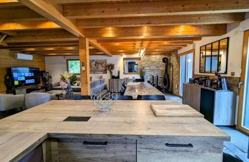 Dommartin-les-Remiremont House | Chalet cosy avec sauna et spa dans le Massif des Vosges - FR-1-589-672