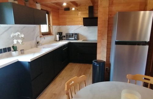 Morillon Ski Chalet | CHALET CARIBOU 74 WITH HEATED POOL SLEEPS 4/6