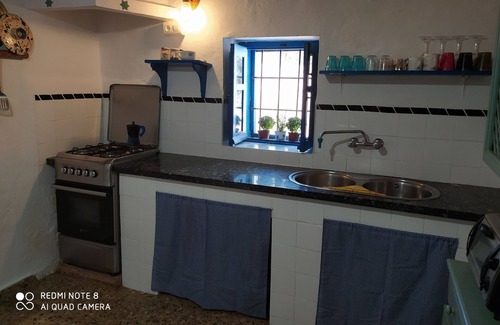 Orgiva House | Chalet 'Casita De La Huerta' with Mountain View, Shared Pool and Wi-Fi
