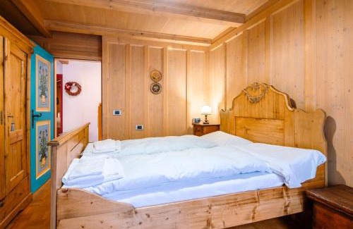 Penia Ski Chalet | Chalet Cesa Galadriel-3 by Interhome