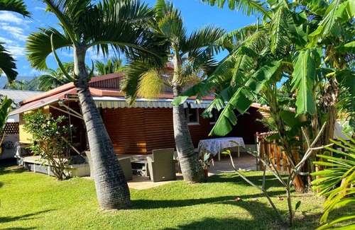 Saint-Joseph Ski Chalet | Chalet charmant à Saint-Joseph avec terrasse et jardin