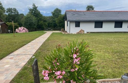 La Fleche House | Chalet cosy à La Flèche avec terrasse et vue rivière - FR-1-410-424