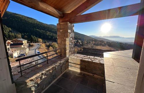 Eyne 2600 Ski Chalet | CHALET DE LA COULEE - Chalet de grand standing avec spa offrant une vue sur la vallée