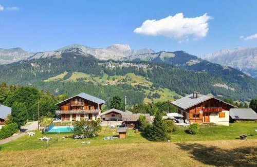 Crest-Voland Ski Chalet | Chalet de la Marmotte