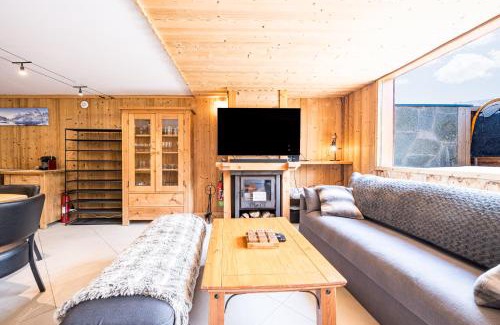 Les Bruyeres Ski Chalet | Chalet Delphine