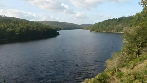 Caurel Ski Chalet | Chalet Du Bonheur Lac De Guerledan