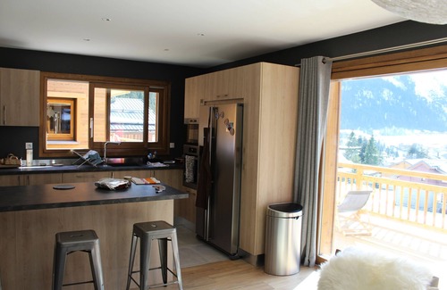 Pralognan-la-Vanoise Ski Chalet | Chalet for up to 12 people, 4 bedrooms, 165 m2 +ski room