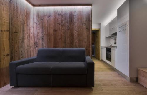 Campo Carlo Magno Apartment | Chalet Golf Campiglio/LuxApt/fronte piste-impianti-golf