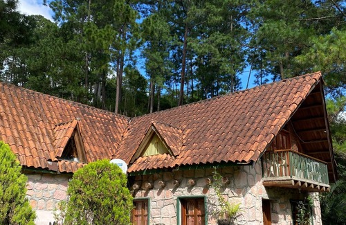 Valle de Angeles Cabin | CHALET HOUSE