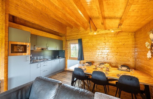 Municipality of Valkenswaard Ski Chalet | Chalet in Brabant near Nature Reserves