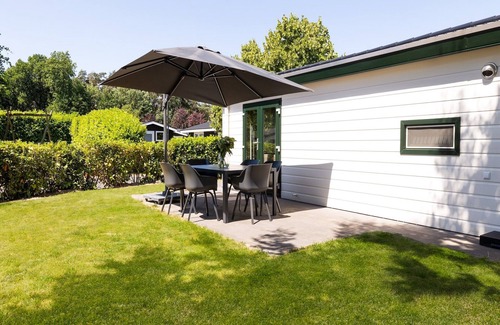 Municipality of Veldhoven Ski Chalet | Chalet in Brabant with Spacious Garden