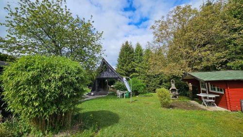 Blankenheim Apartment | Chalet in Freilingen Blankenheim mit Seenähe mitten in der Natur