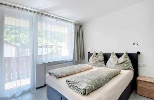 Kaprun Apartment | Chalet in Kaprun near Ski Slopes, cleaning included