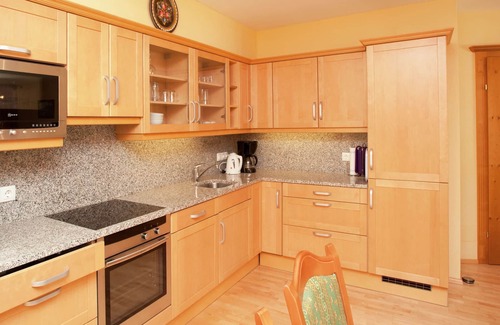 Saalbach-Hinterglemm Ski Chalet | Chalet in Saalbach Near Ski Lift & Sauna