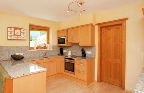Hinterglemm Ski Chalet | Chalet in Saalbach Near Ski Lift