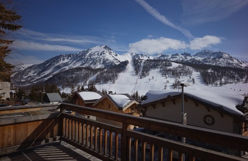 Montgenevre Ski Chalet | Chalet Isatis newly constructed luxury chalet, proximity to pistes Montgenevre