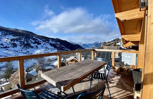 Vars Apartment | Chalet keryet, magnificent belvedere over the valley