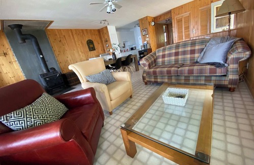 Riviere-du-Loup Regional County Municipality Ski Chalet | Chalet Le St-Laurent, Rivière-du-loup