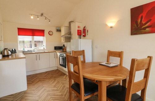 Combe Martin Cottage | Chalet Log Cabin L2