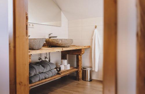 Schuttdorf Ski Chalet | Chalet Molly by we rent