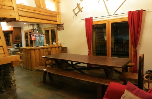 Saint-Jean-dʼAulps Ski Chalet | CHALET NEAR MORZINE AVORIAZ TO RENT BEAUTIFUL HEAVY LARGE CAPACITY SPA SAUNA