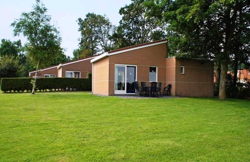Sumar House | Chalet near Prinses Margriet Canal