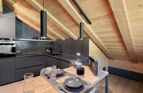 Livigno Ski Chalet | Chalet 'Rain Villa Genf' with Mountain View, Shared Garden and Wi-Fi