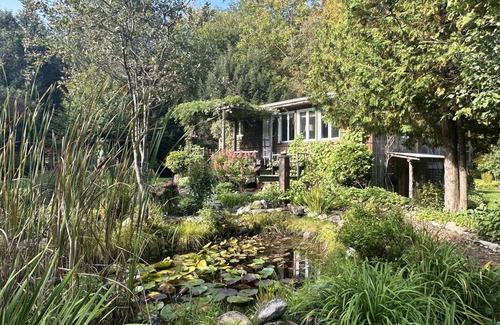 Sutton Ski Chalet | Chalet Sean, peaceful retreat on beautiful mountain brook and walk to river.