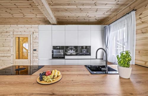 Velka Lomnica Ski Chalet | Chalet Severka