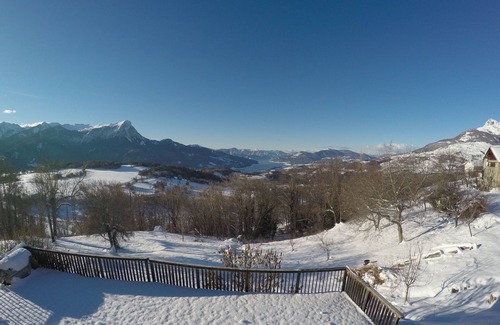 Puy-Saint-Eusebe Ski Chalet | Chalet sur les Hauteurs du lac de Serre Ponçon Avec vue Panoramique