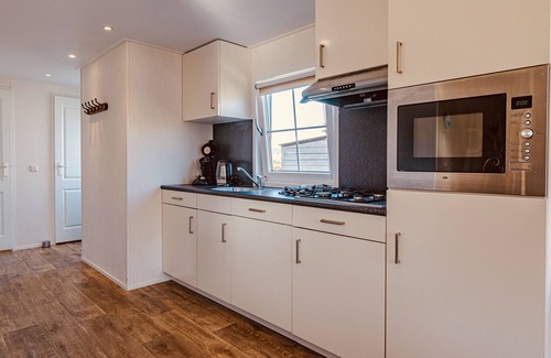 Giethoorn House | Chalet 't Wiede is a beautiful chalet for up to six guests.