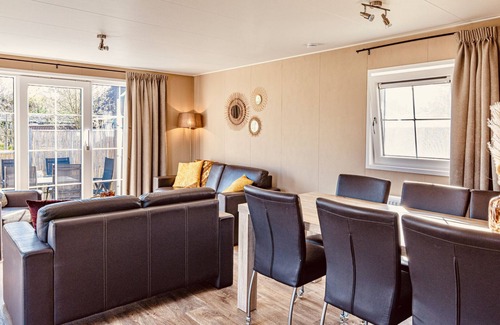 Giethoorn House | Chalet 't Wiede is a beautiful chalet for up to six guests.