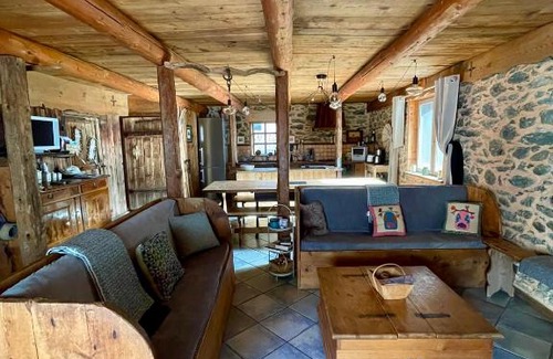 Champagny-en-Vanoise Ski Chalet | Chalet typique accueillant jusqu'à 9 personnes