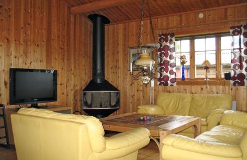 Vemhan Ski Chalet | Chalet Vemhån Byn by Interhome